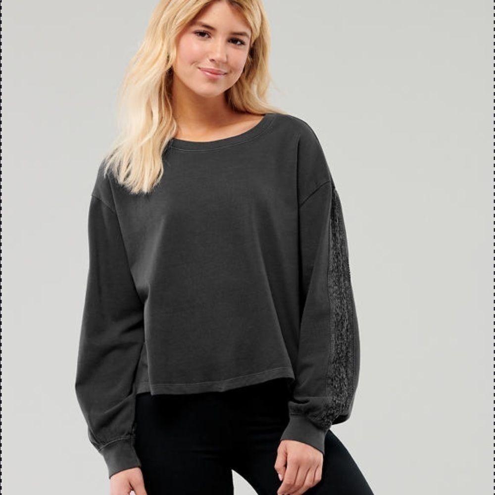Hollister Lace Boyfriend T- Shirt